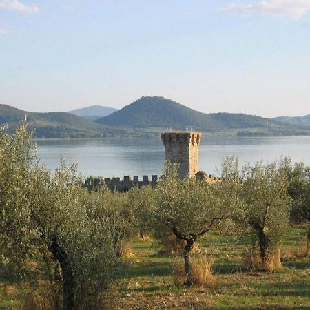 Willa Il Borgo Antico Monte del Lago Zewnętrze zdjęcie