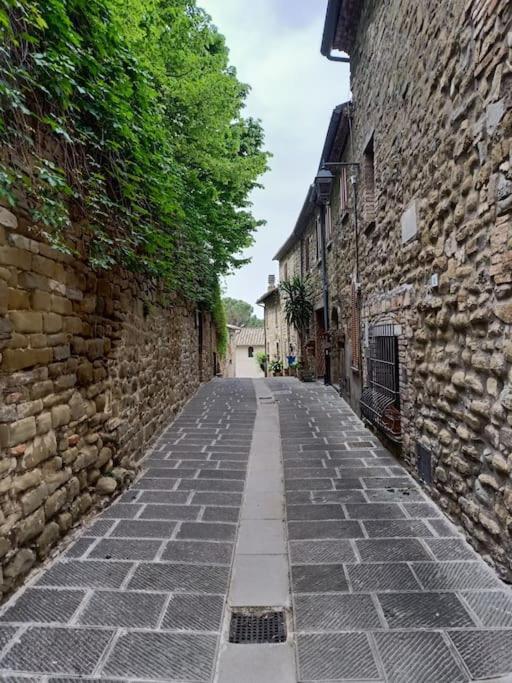 Willa Il Borgo Antico Monte del Lago Zewnętrze zdjęcie